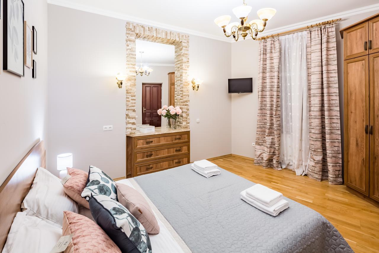 High Castle Apartment Λβιβ Εξωτερικό φωτογραφία